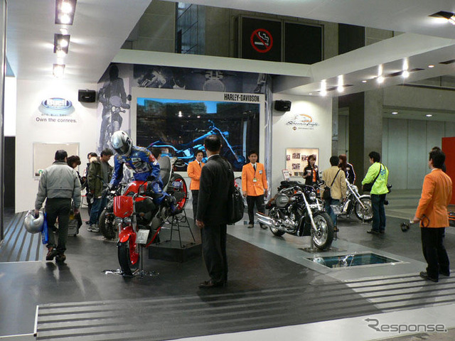 【東京モーターサイクルショー06】写真蔵…ハーレー&ビューエル