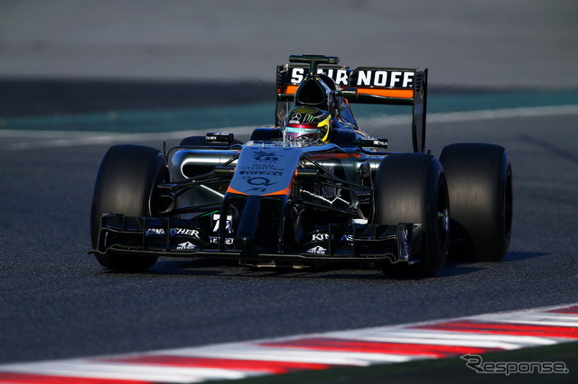 フォース・インディアは旧型マシンでテスト