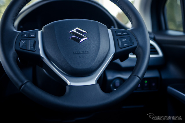 スズキ SX4 S-CROSS