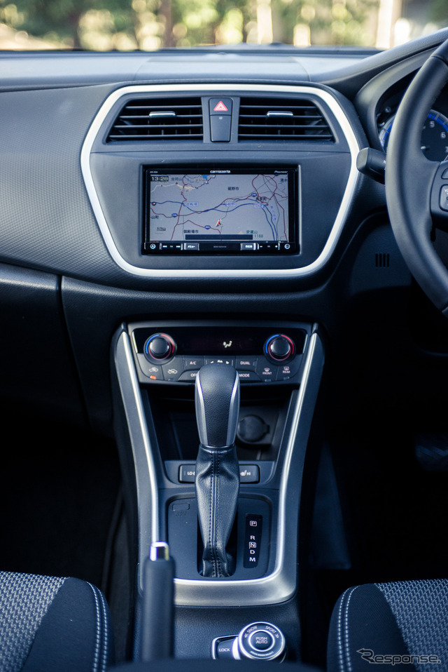 スズキ SX4 S-CROSS