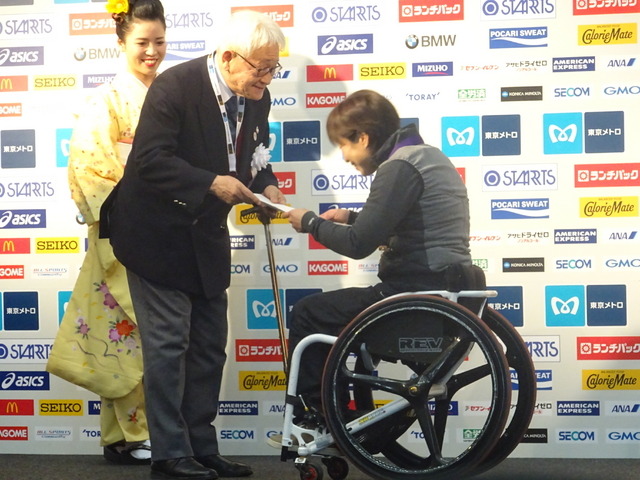 【東京マラソン15】東京マラソン車いすの部、結果…土田和歌子選手、8連覇達成