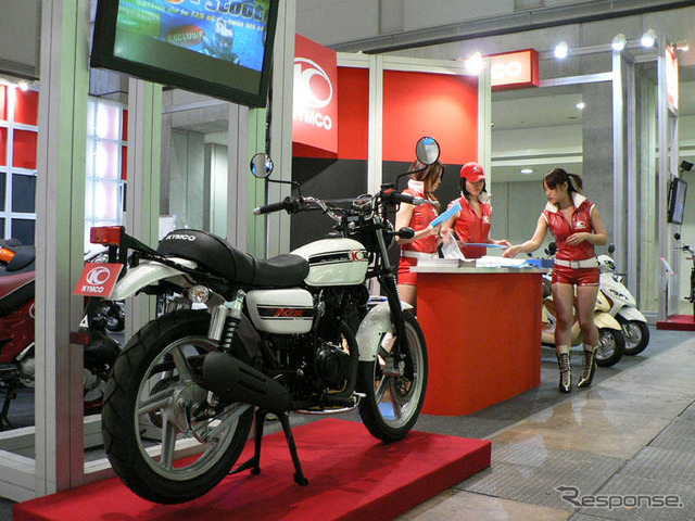 【東京モーターサイクルショー06】写真蔵…キムコ