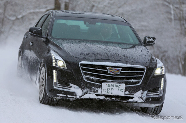 キャデラックCTS AWD