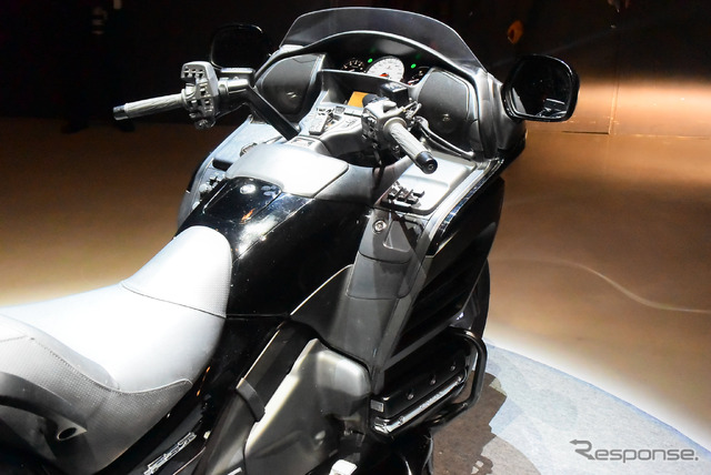 トライクス F6T