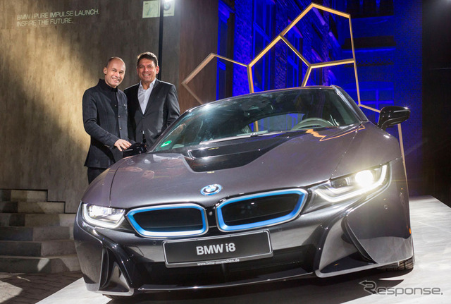 BMW i8