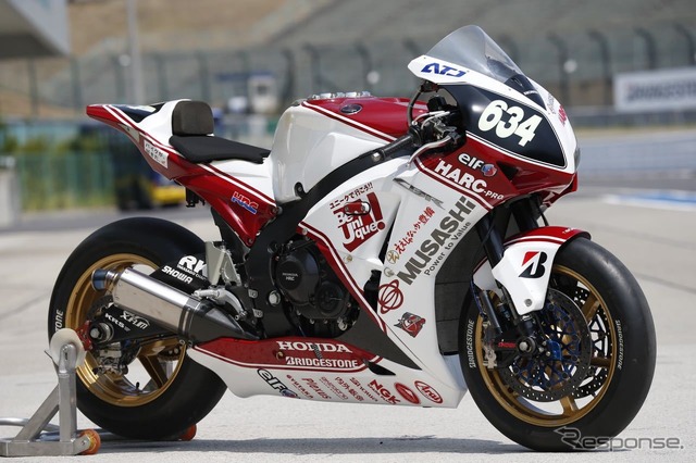 鈴鹿8時間耐久ロードレース 写真は2014年のマシン