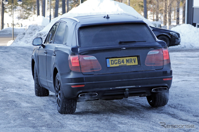 ベントレー BENTAYGA（ベンテイガ）スクープ写真