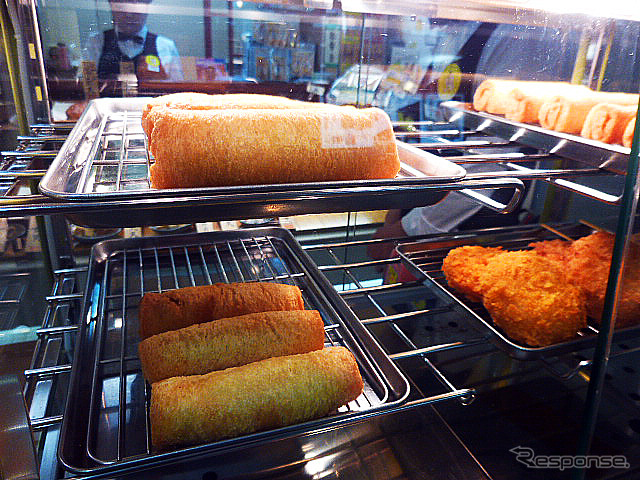 長崎空港で人気の「ハトシロール」。海老のほか、チーズなども選べる
