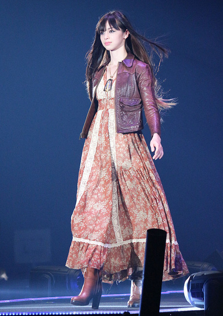中条あやみ/第20回 東京ガールズコレクション 2015 SPRING/SUMMER