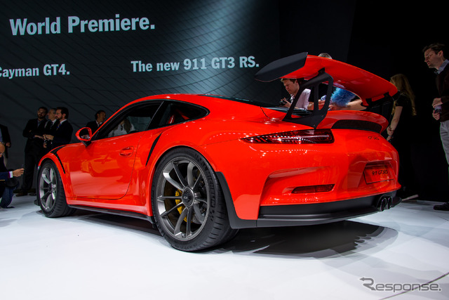 ポルシェ 911 GT3 RS(ジュネーブモーターショー15)