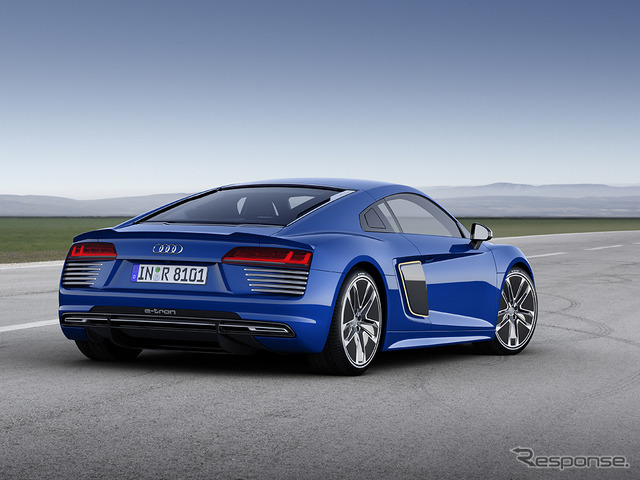 アウディ R8 e-トロン 新型