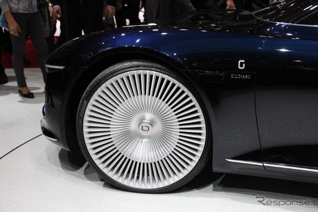 イタルデザイン・ジウジアーロ GEA(ジュネーブモーターショー15)