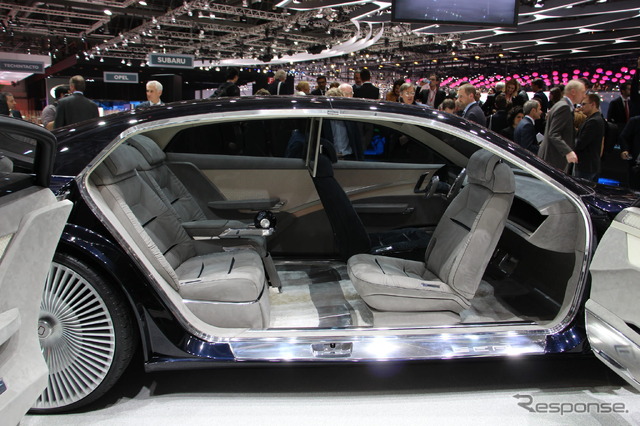 イタルデザイン・ジウジアーロ GEA(ジュネーブモーターショー15)
