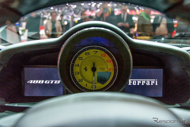 フェラーリ 488 GTB(ジュネーブモーターショー15)