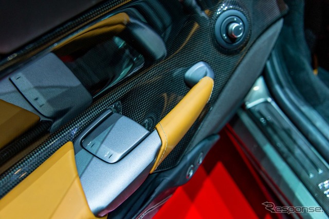 フェラーリ 488 GTB(ジュネーブモーターショー15)