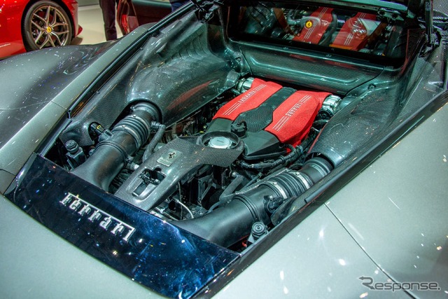 フェラーリ 488 GTB(ジュネーブモーターショー15)