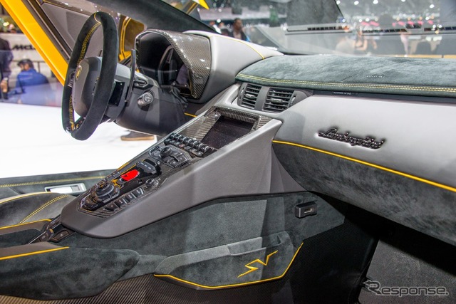 ランボルギーニ アヴェンタドール SV(ジュネーブモーターショー15)