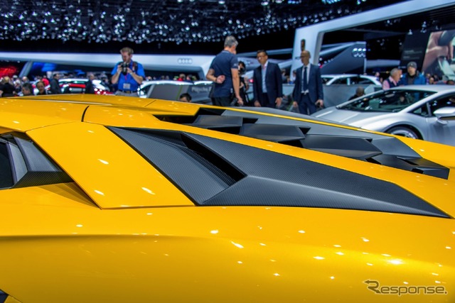 ランボルギーニ アヴェンタドール SV(ジュネーブモーターショー15)