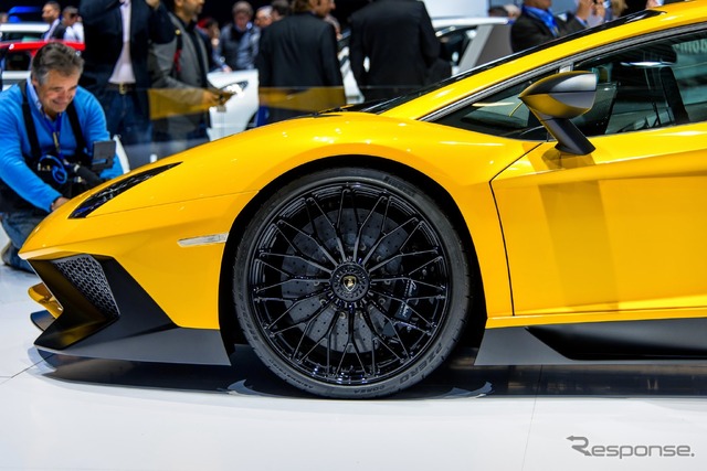ランボルギーニ アヴェンタドール SV(ジュネーブモーターショー15)