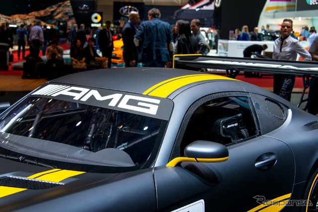 メルセデス-AMG GT3 レースカー(ジュネーブモーターショー15)