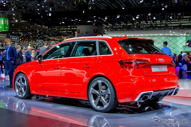 新型アウディ RS3 スポーツバック(ジュネーブモーターショー15)