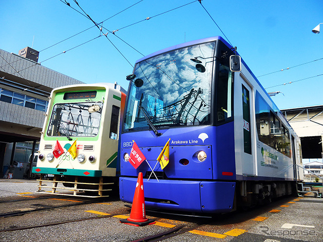 荒川車庫に停車する都電8800形貸切電車（D2Cグループのツイストラボが実施した「都電貸切アイデア発想ワークショップ」（3月5日、早稲田大学、早稲田～荒川車庫前））