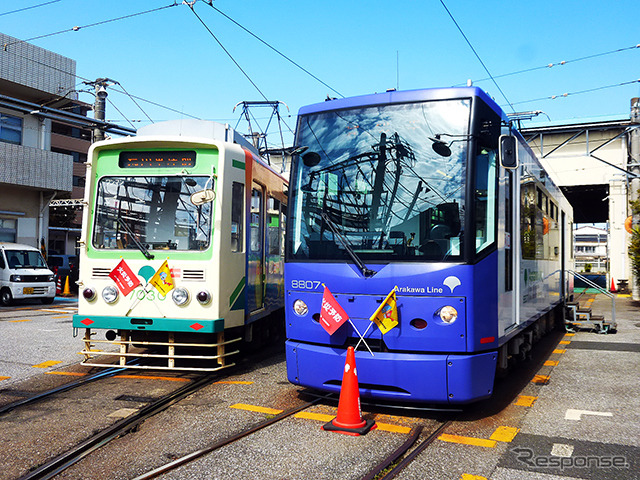 荒川車庫に停車する都電8800形貸切電車（D2Cグループのツイストラボが実施した「都電貸切アイデア発想ワークショップ」（3月5日、早稲田大学、早稲田～荒川車庫前））