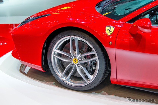 フェラーリ 488 GTB