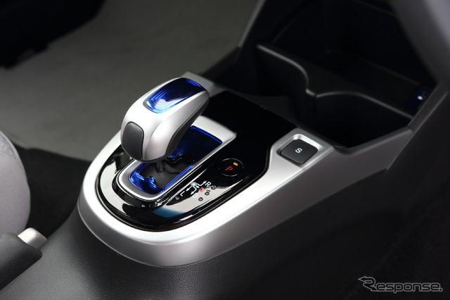 ホンダ フィットハイブリッドにはシェフラー製DCT技術が採用されている(資料画像)