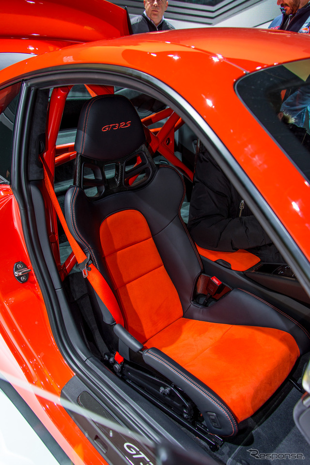 ポルシェ 911 GT3 RS(ジュネーブモーターショー15)