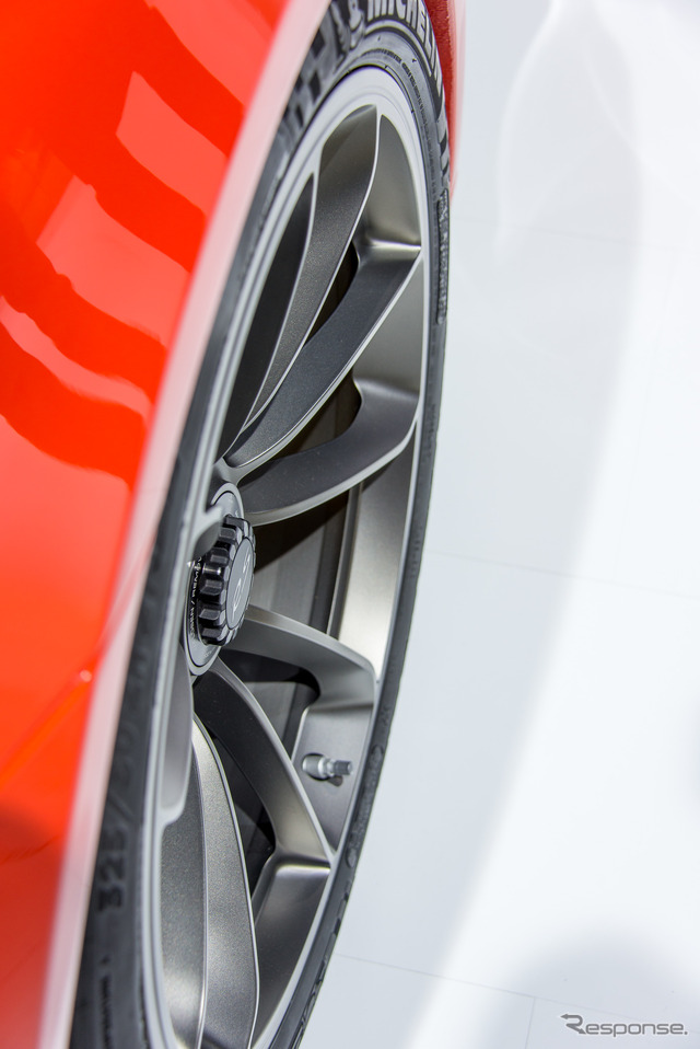 ポルシェ 911 GT3 RS(ジュネーブモーターショー15)