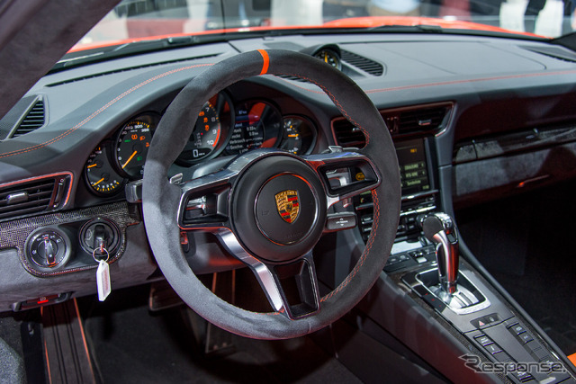 ポルシェ 911 GT3 RS(ジュネーブモーターショー15)