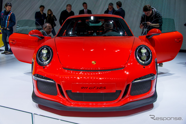 ポルシェ 911 GT3 RS(ジュネーブモーターショー15)