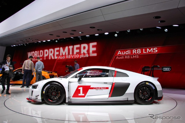 アウディ R8 LMS(ジュネーブモーターショー15)