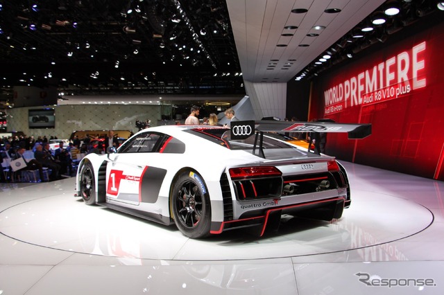 アウディ R8 LMS(ジュネーブモーターショー15)