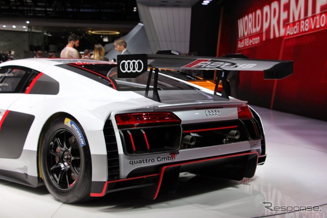 アウディ R8 LMS(ジュネーブモーターショー15)