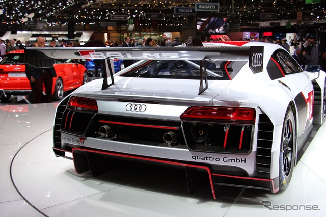 アウディ R8 LMS(ジュネーブモーターショー15)