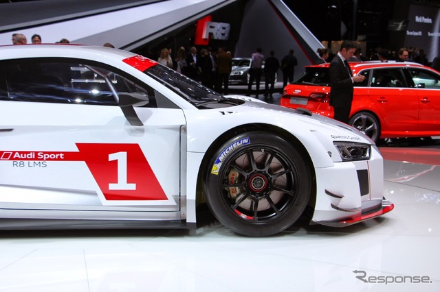 アウディ R8 LMS(ジュネーブモーターショー15)