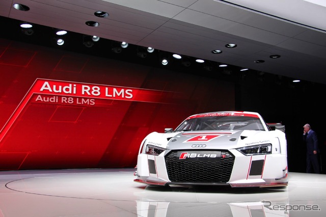アウディ R8 LMS(ジュネーブモーターショー15)
