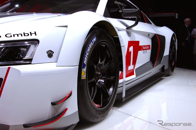 アウディ R8 LMS(ジュネーブモーターショー15)
