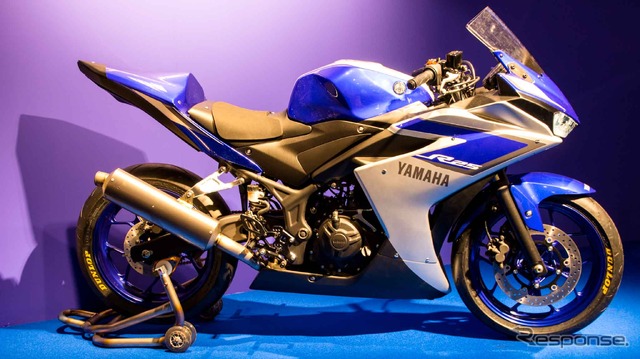 アジアロードレース250ccクラスに送り込むYZF-R25