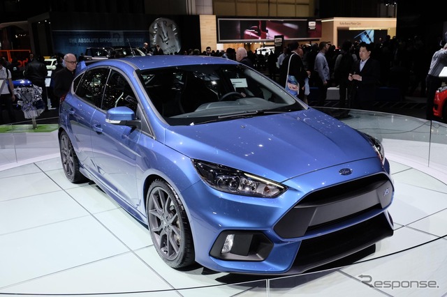 新型フォード フォーカス RS (ジュネーブモーターショー15)