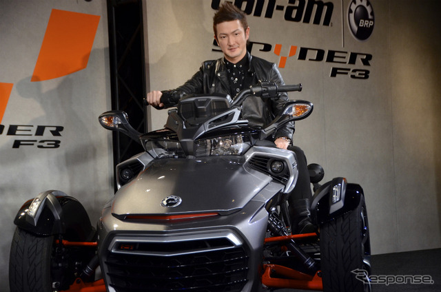 Can-Am Spyder F3/-Sの発表会に登場した、歌舞伎俳優の中村獅童さん