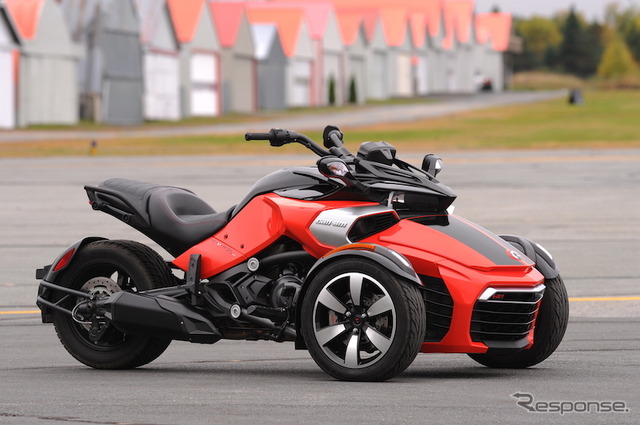 【Can-Am Spyder F3/-S 発表】乗車スタイルをカスタマイズ、世界初の「UFIT システム」