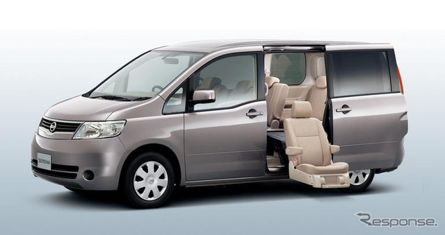 【ウェルフェア06】日産、福祉車両9台を出展