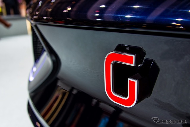イタルデザイン・ジウジアーロ GEA(ジュネーブモーターショー15)