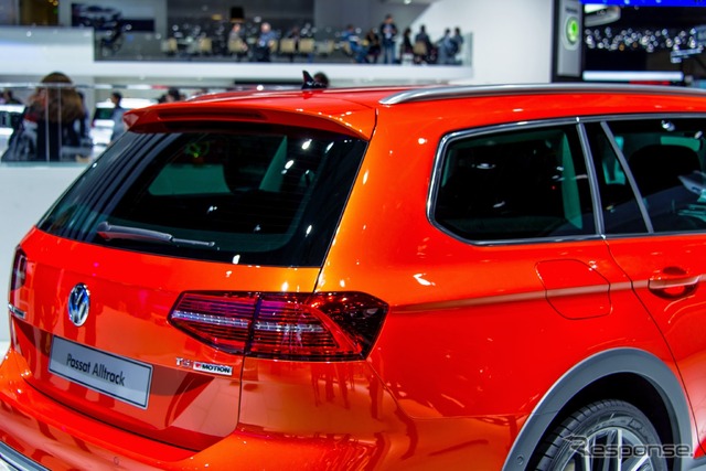 VW パサート オールトラック(ジュネーブモーターショー15)