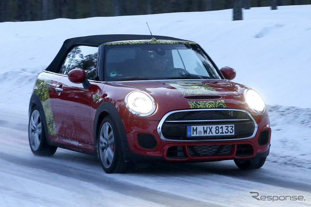 MINI JCWカブリオレ スクープ写真