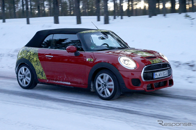 MINI JCWカブリオレ スクープ写真