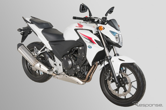 ナポレオン シティウェーブミラー(ブラック)を取り付けたホンダ CB400F